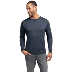 TravisMathew Fink Pullover Mens Golf Shirt 8 TravisMathew Fink Pullover Mens Golf Shirt -Travis Mathew Golf 11594 VINTAGEINDIGO fa50410a c729 436e a2b6 ffb2061e9eef