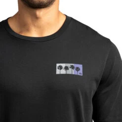 TravisMathew Shallow End Golf T-Shirt 2020 -Travis Mathew Golf via1042 black 4 20851.1596093645